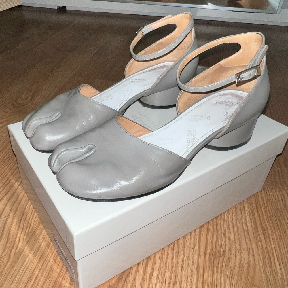 Mansion Margiela Tabi toe block heel sandals